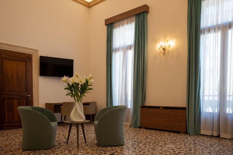 Palazzo Scamozzi 3* Vicence