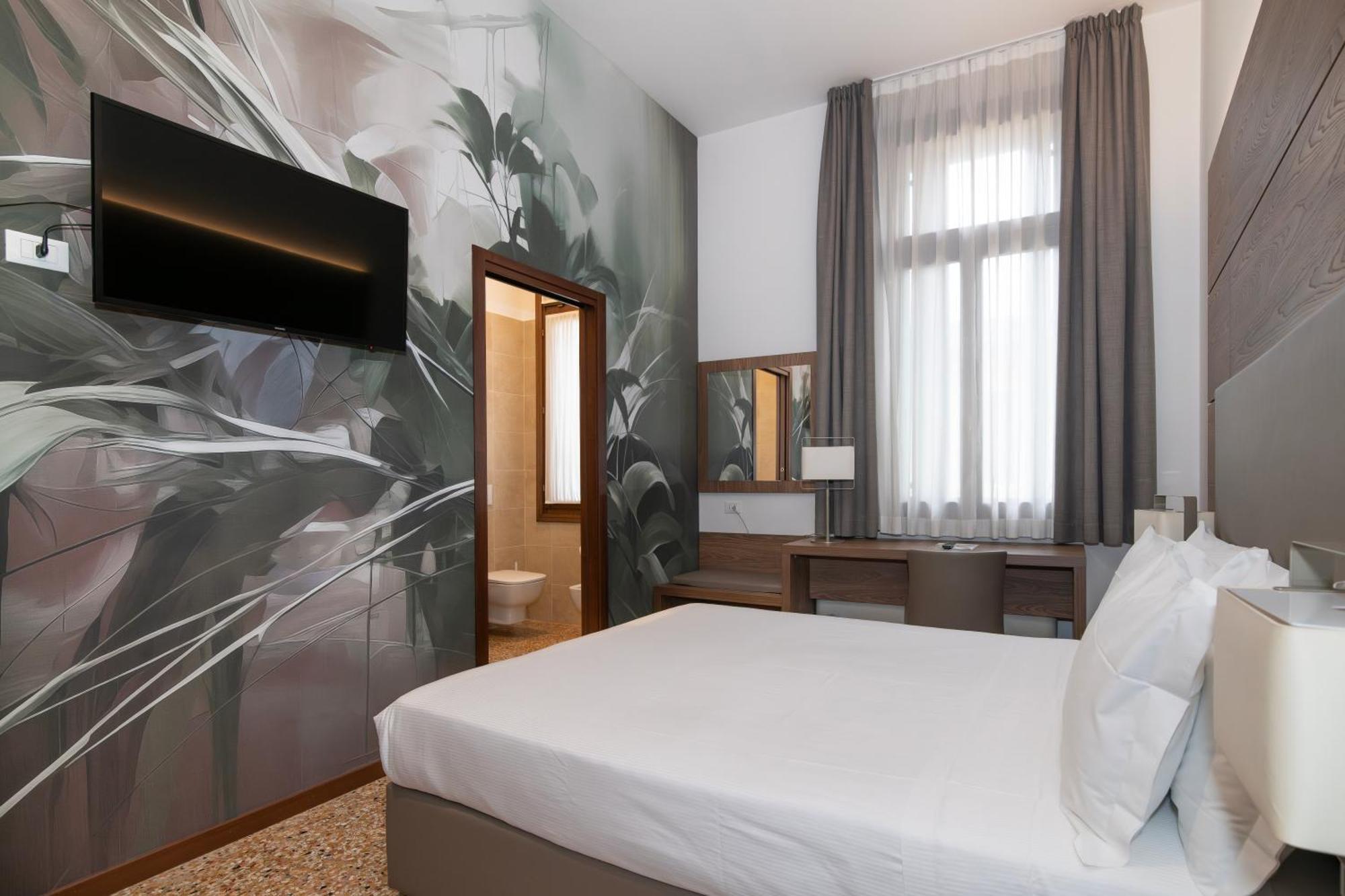 Palazzo Scamozzi 3*